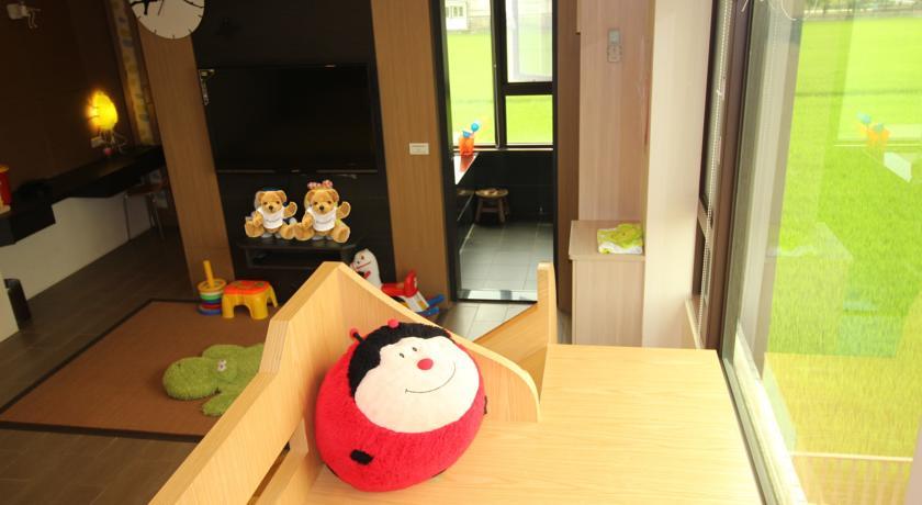 宜人生活溜滑梯親子民宿 Easylife B&B ตงชาน ห้อง รูปภาพ